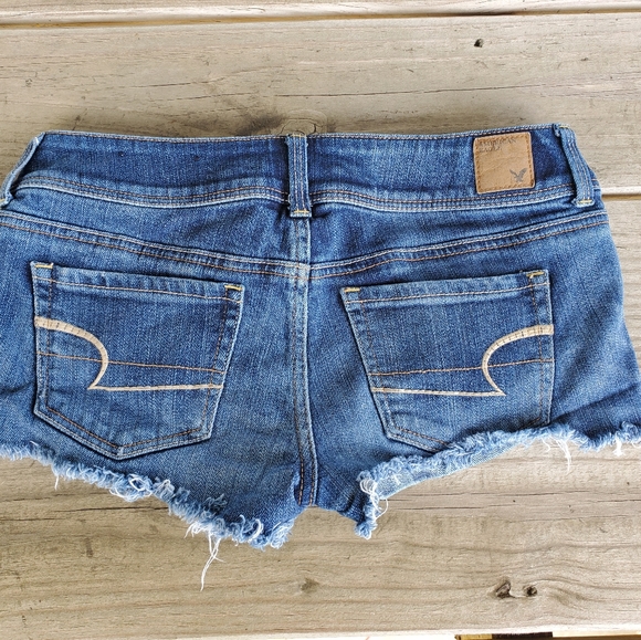 American Eagle Jean Short, size 4 - Picture 3 of 6